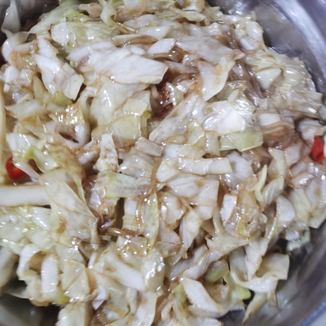 最近爱吃粉丝粉条～包菜炒粉丝