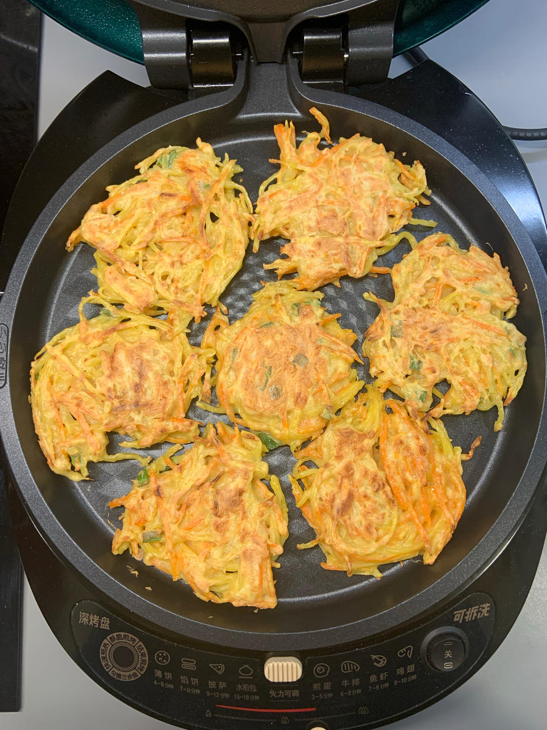 土豆饼(土豆胡萝卜丝饼)