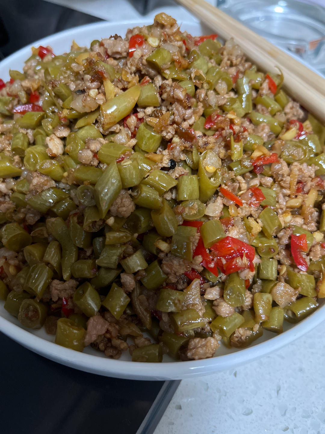 厨师长教你：“酸豆角炒肉末”的家常做法，简单易学，下饭一绝
