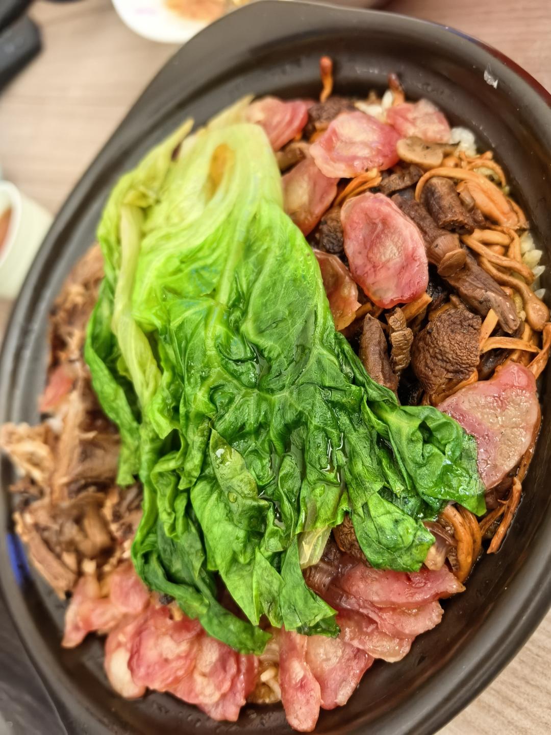 腊肠煲仔饭
