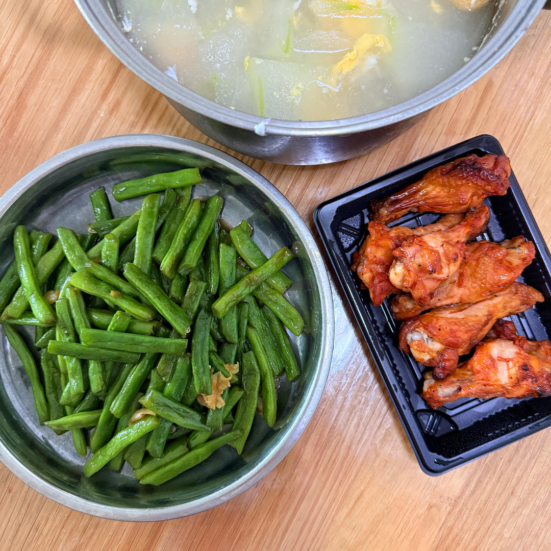 不吃不知道，一吃吓一跳的蒜香素炒豆角