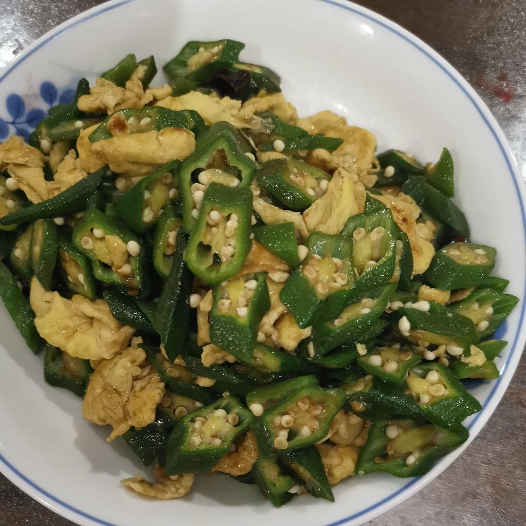 低脂低卡，好吃不胖的秋葵炒鸡蛋，巨好吃