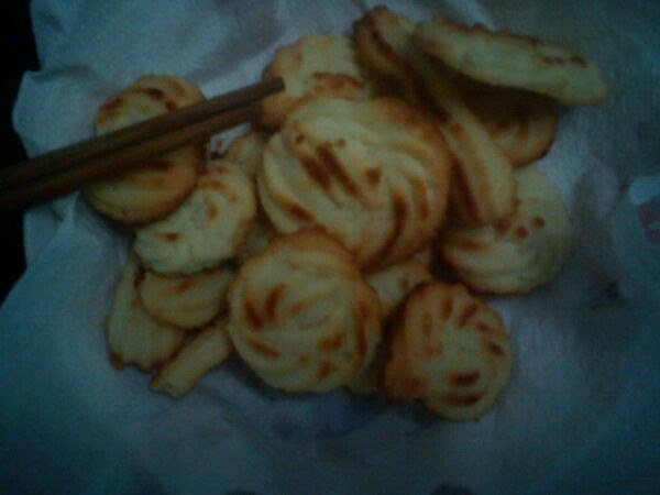 多种口味曲奇（香草、巧克力、抹茶）