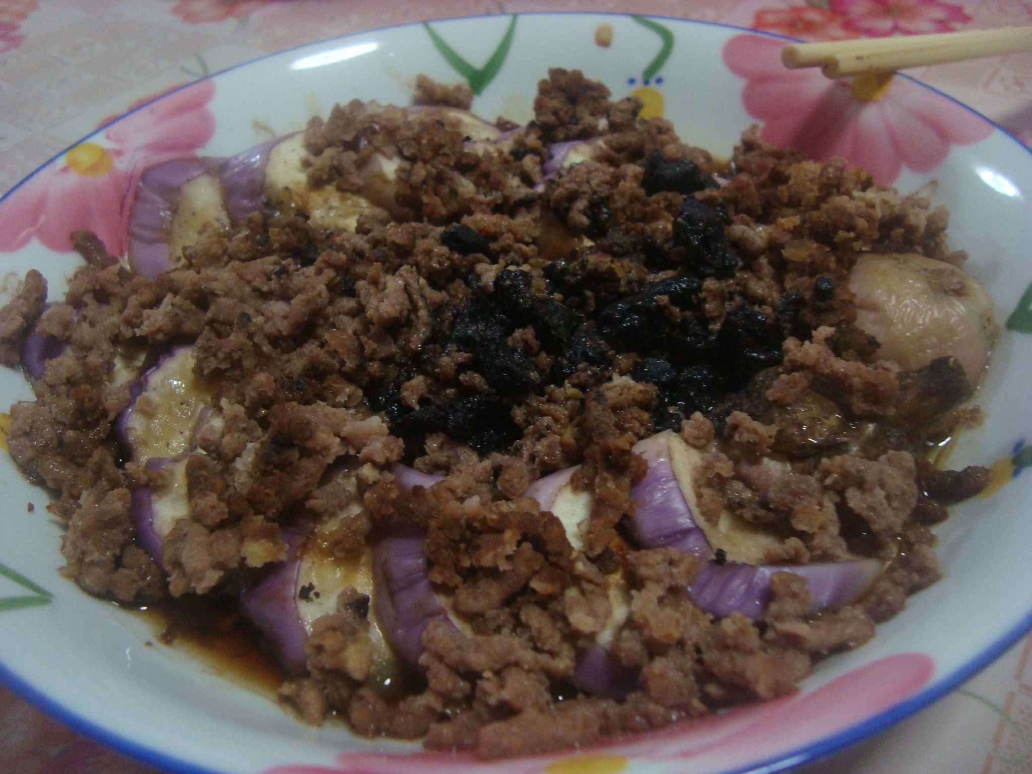 微波炉蒜蓉肉末蒸茄子