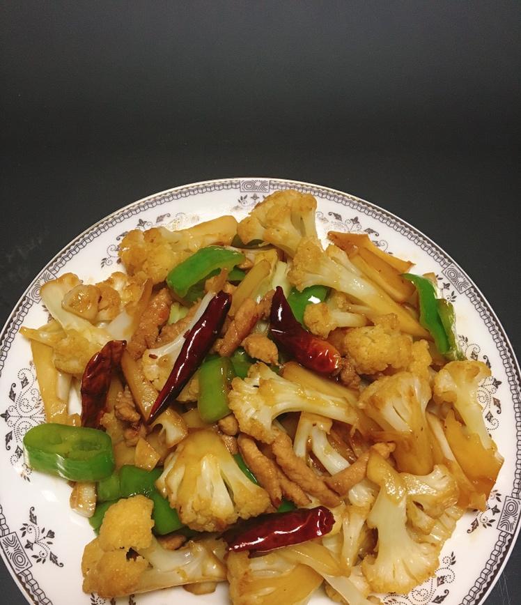 老丁的私房菜-干锅花菜