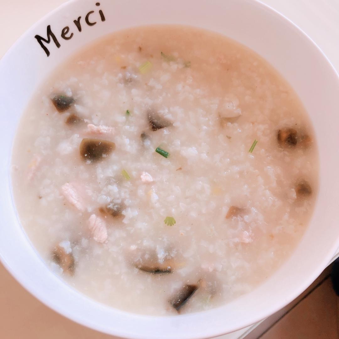 十五分钟快手之香滑皮蛋瘦肉粥(附五分钟电饭煲电压力锅更快捷方法)