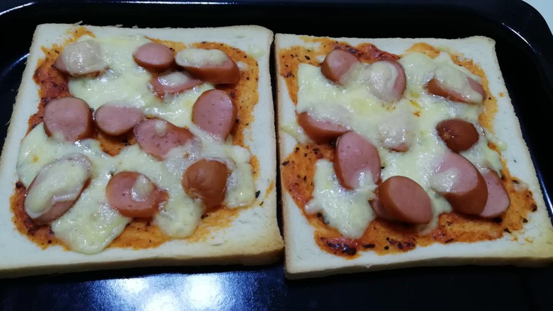 吐司太阳蛋披萨
