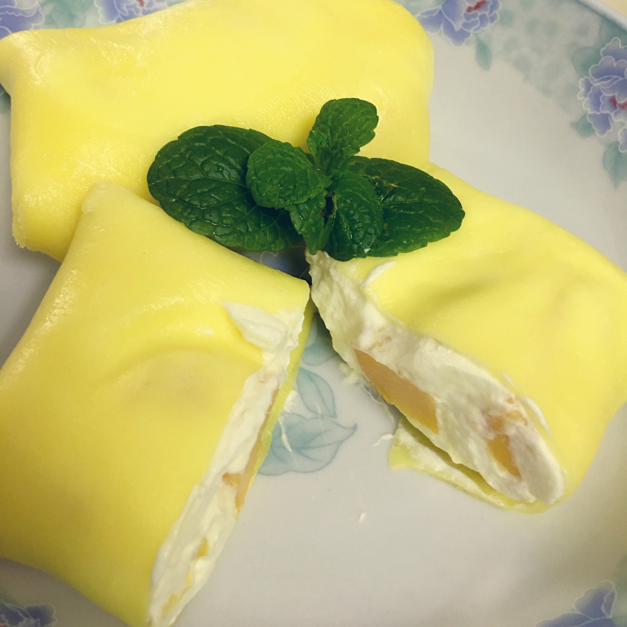 《Tinrry下午茶》教你做芒果班戟和芒果千层饼