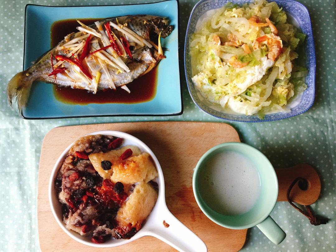 每天，叫醒我的是早餐