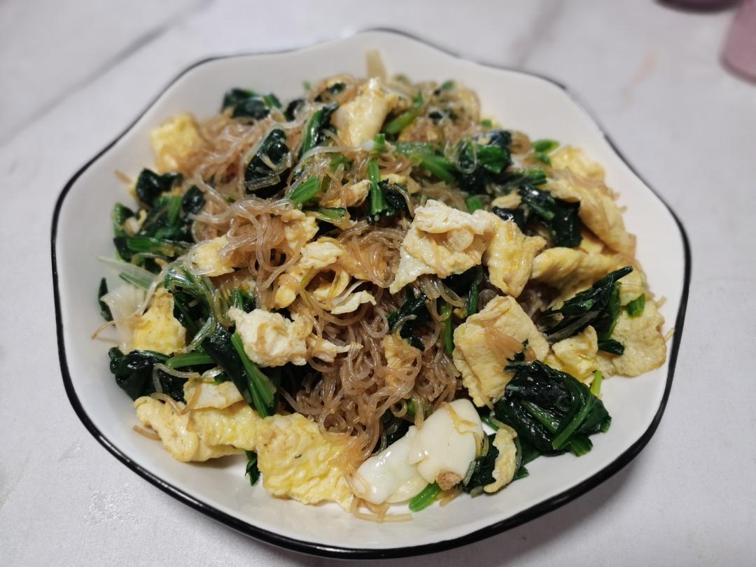 菠菜炒粉丝鸡蛋