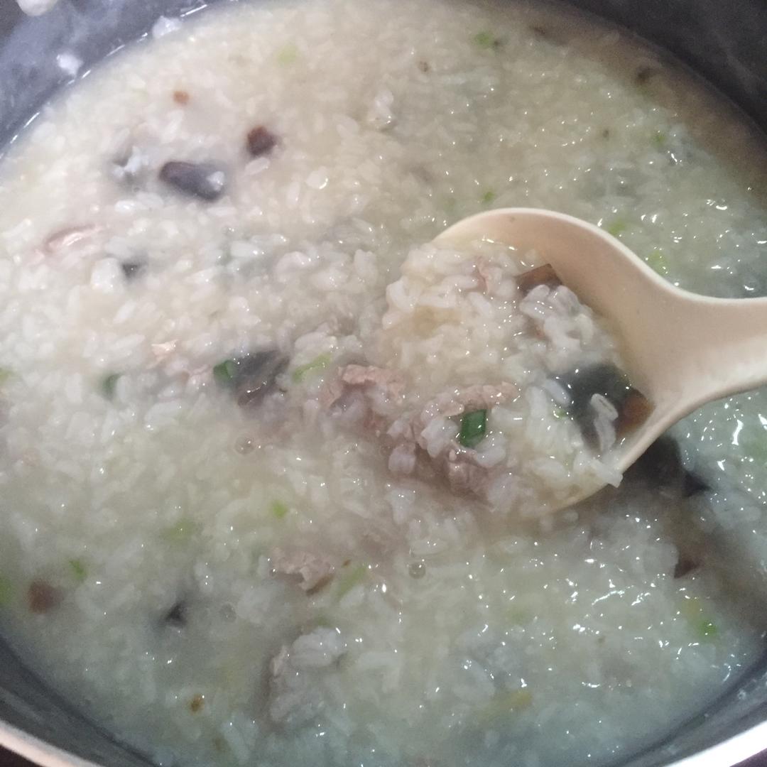 皮蛋瘦肉粥