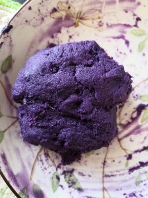 紫薯糯米丸子的做法 步骤3