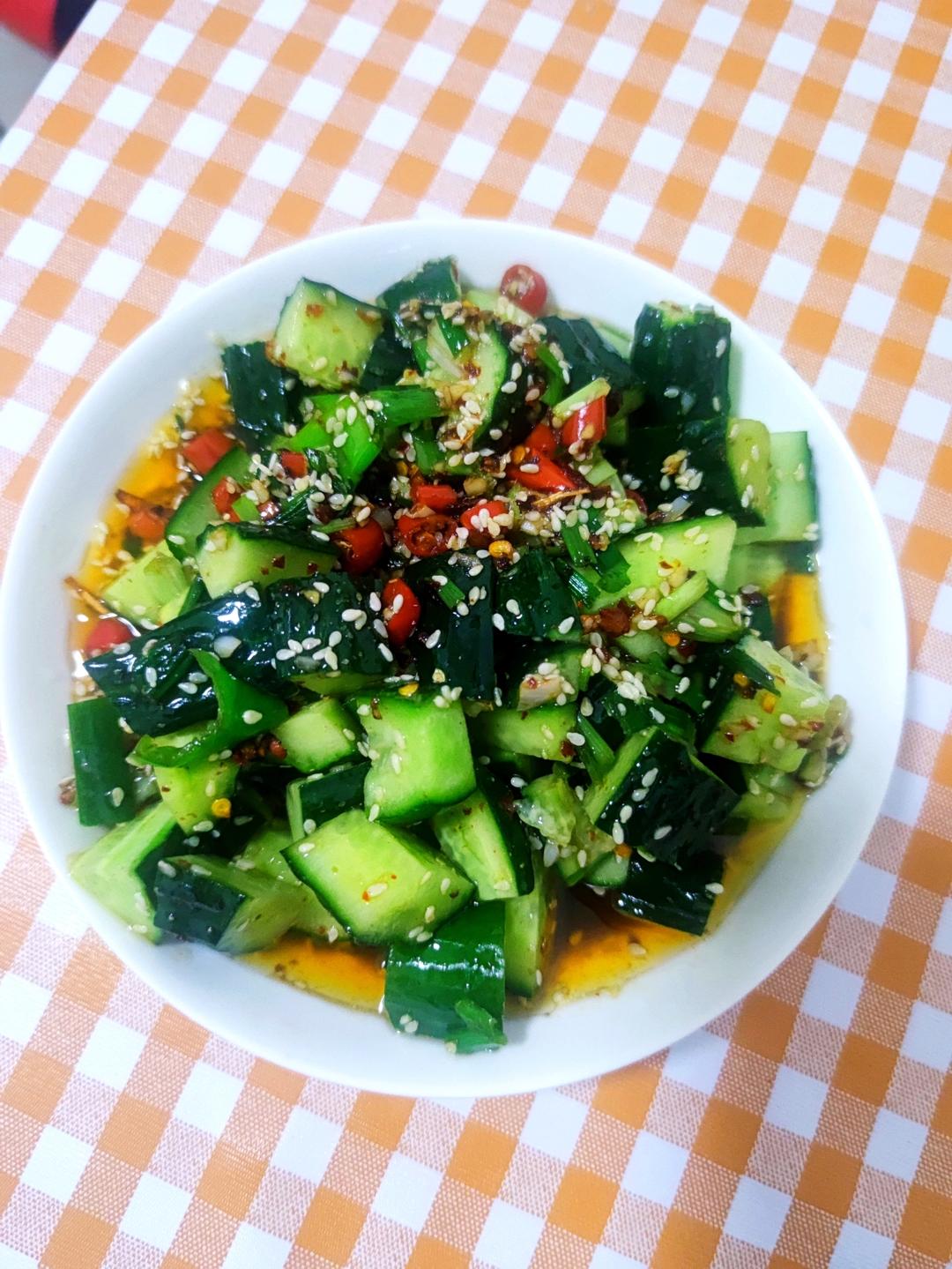 🌈酸酸辣辣巨开胃～超过瘾的凉拌黄瓜