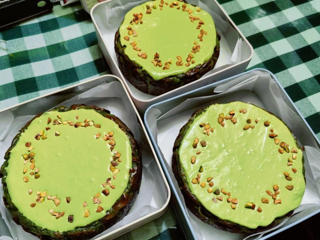 开心果巴斯克芝士蛋糕