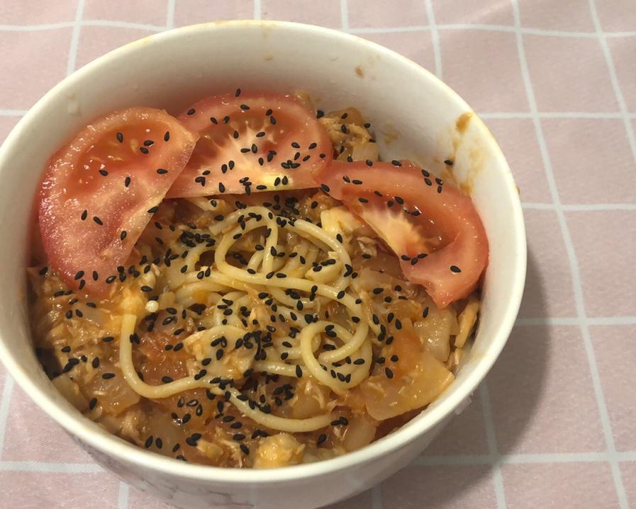 番茄金枪鱼意面