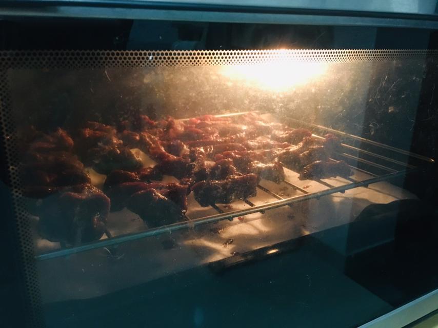 《Tinrry+》烤箱菜：牛肉干