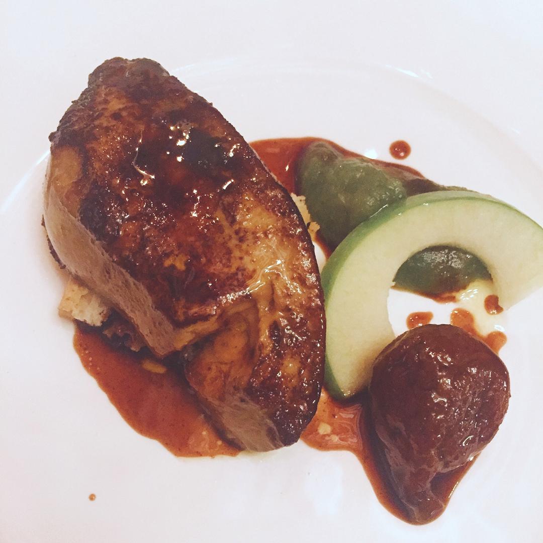 saltedfish做的香煎鹅肝蓝莓酱