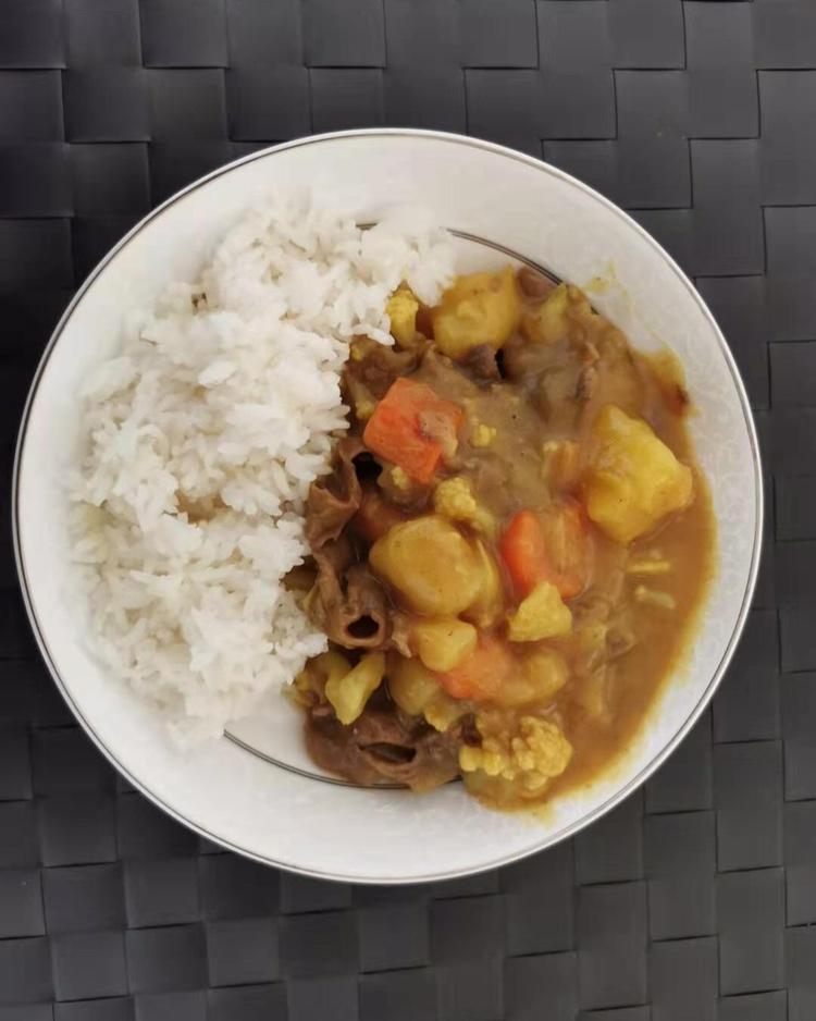 咖喱肥牛饭