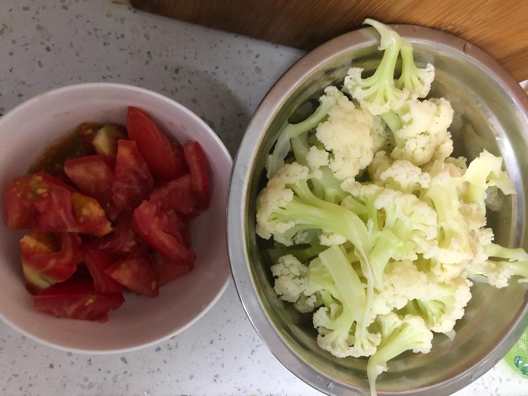 🍅炒有机花菜😘