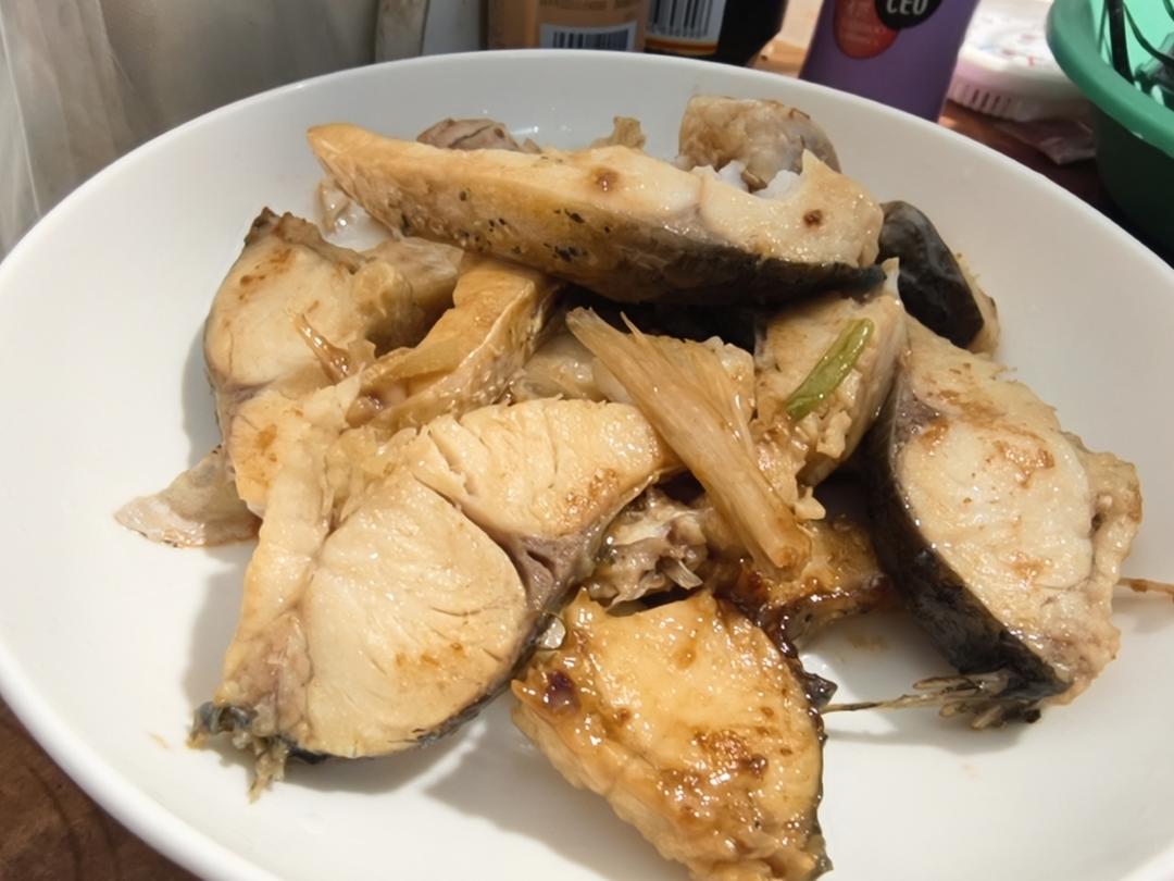 香焖草鱼腩