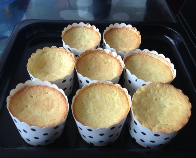 椰浆戚风小蛋糕