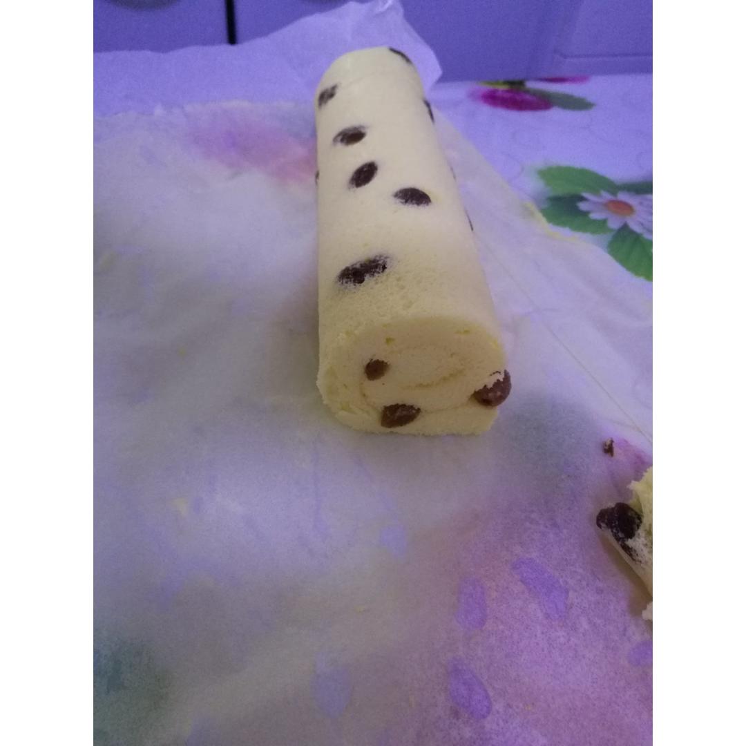 葡萄干蛋糕卷