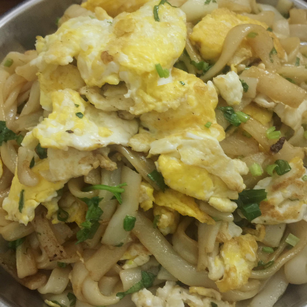 蛋炒河粉 干炒河粉