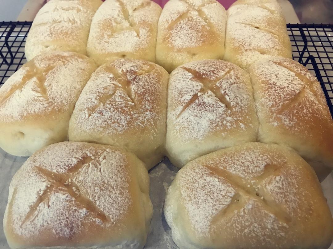 软到不知所措的牛奶卷