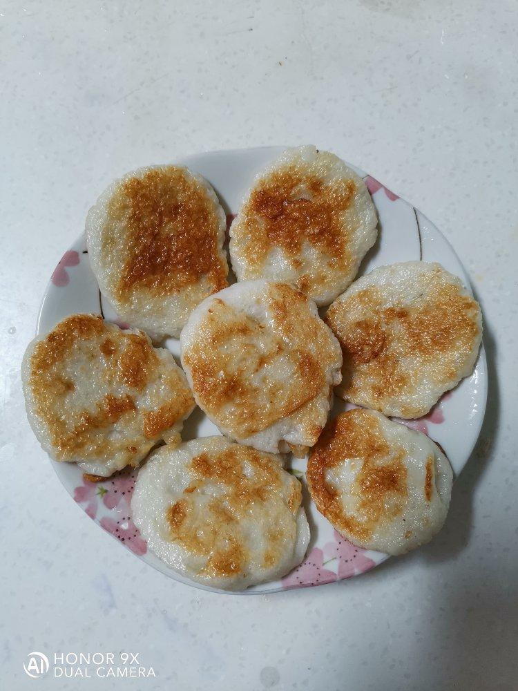甜椒墨鱼饼