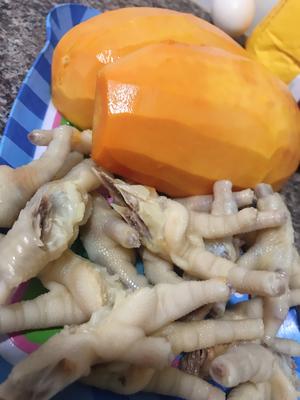 木瓜猪骨鸡爪汤的做法 步骤1