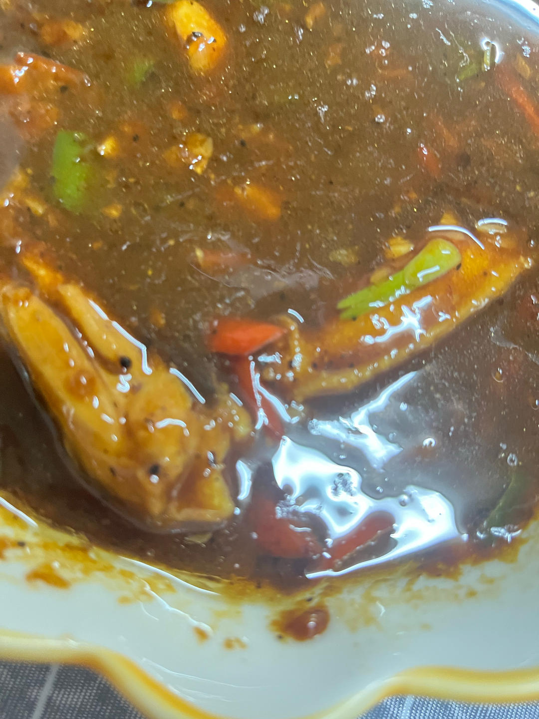 蒜香浓郁，鲜嫩多汁的蒜香鸡翅