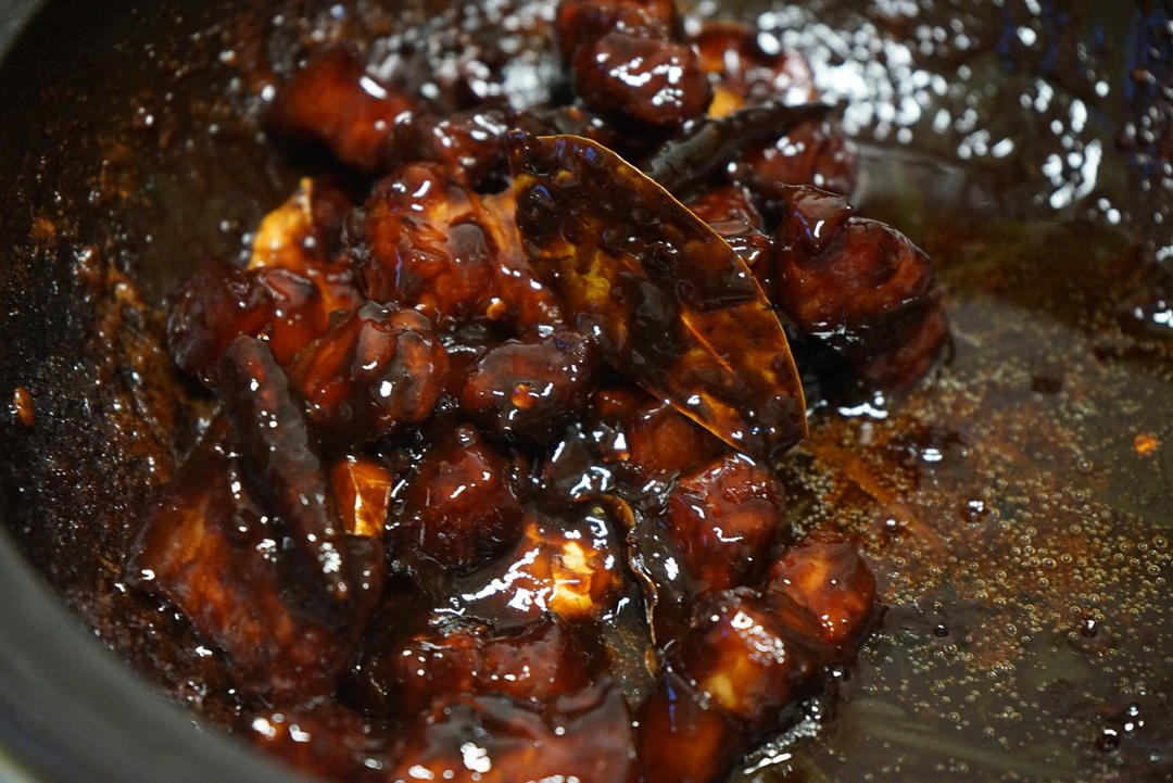 不焯水不放油的家常红烧肉