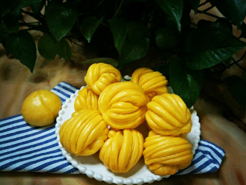 胡萝卜汁花卷馒头