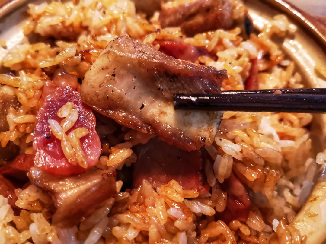香肠煲仔饭