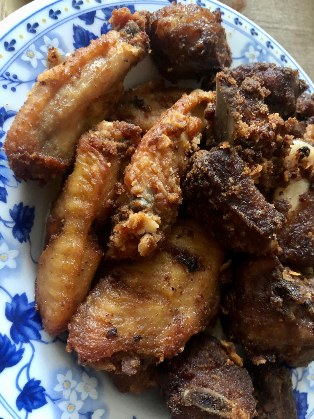 蒜香炸排骨