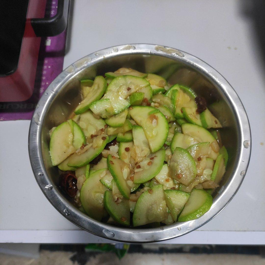 胃口大开的醋溜葫芦瓜