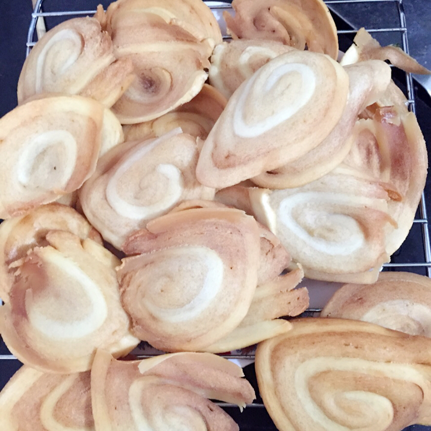炸猫耳朵牛耳朵零食年货猪耳朵