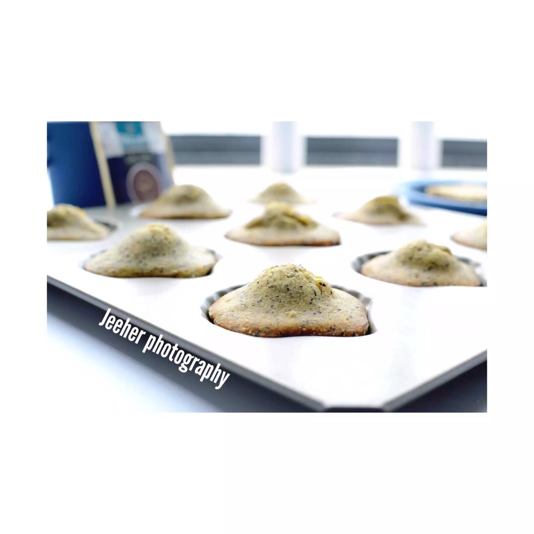 伯爵柠香玛德琳