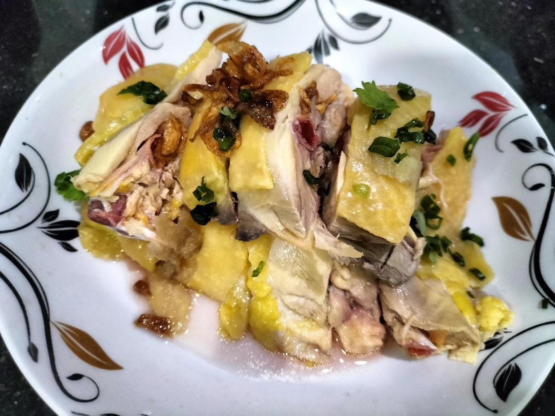 家庭白切鸡（附2款灵魂蘸料做法）