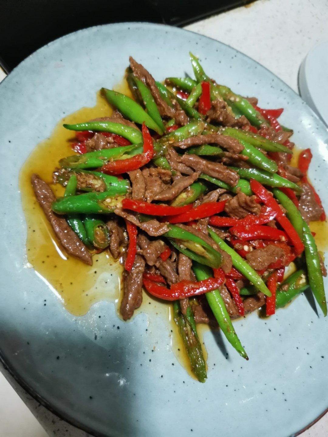 杭椒牛柳黑椒牛柳 终于找到炒出嫩牛肉的办法了 肉片肉丝都适用