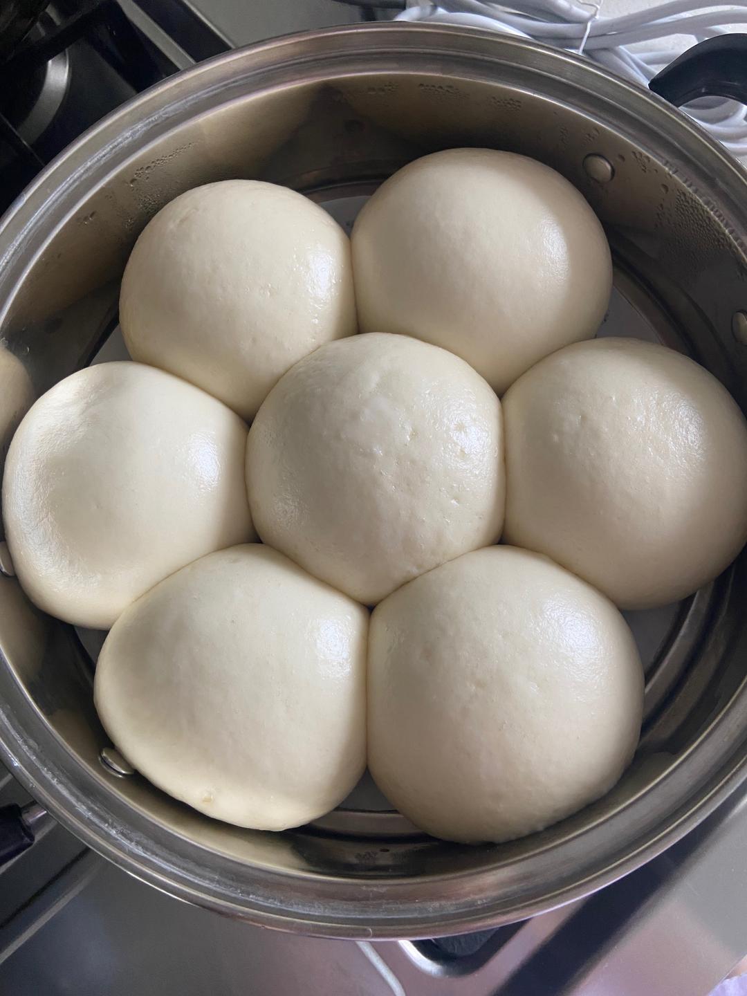 白胖胖的馒头的做法