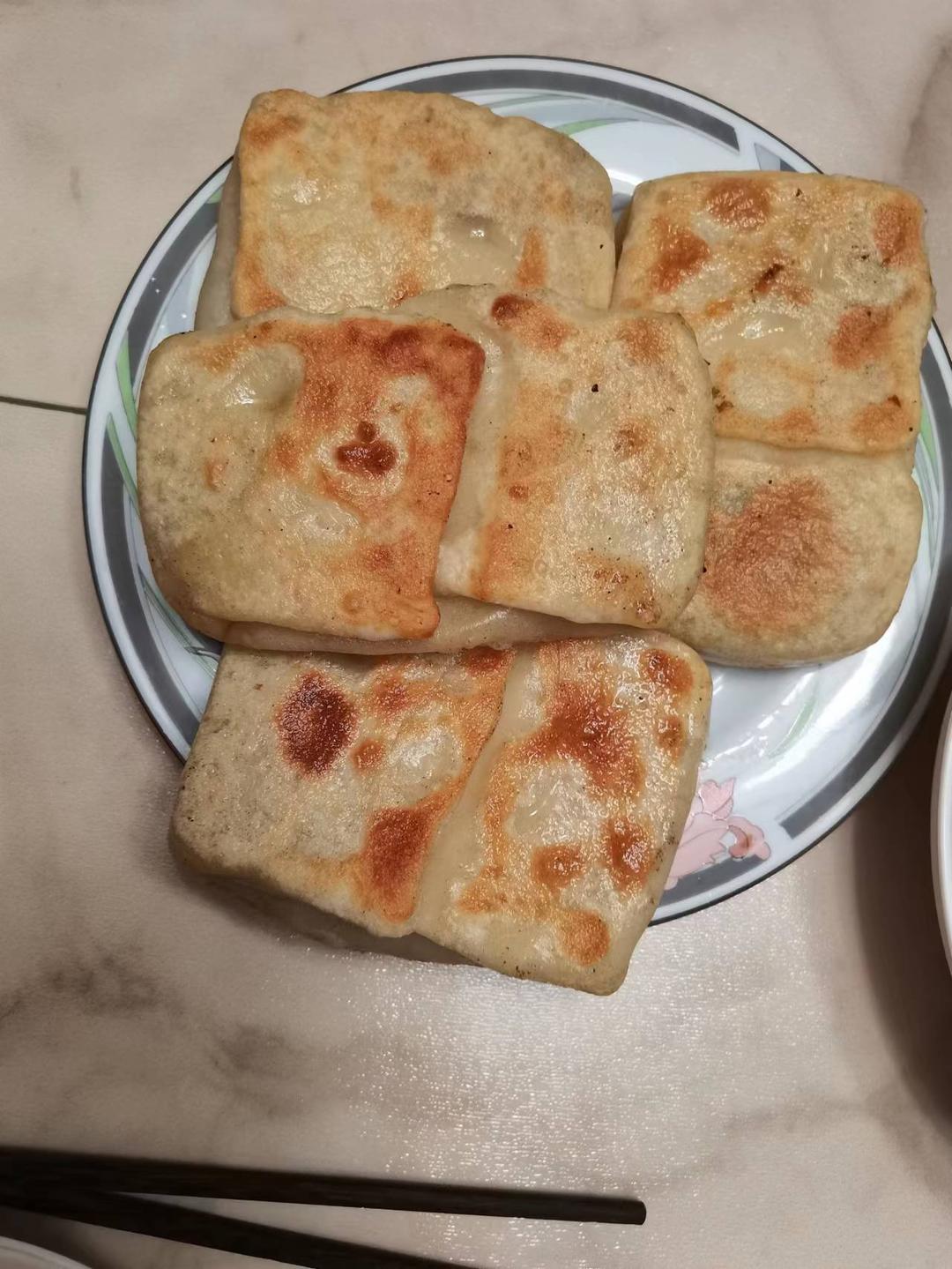 馅饼新包法 各个薄皮大馅 新手零失败 附细节视频详解