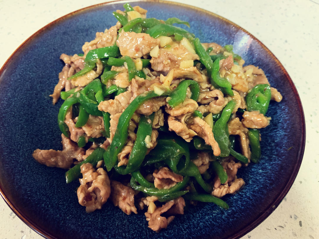 ‼️好吃到舔盘的青椒肉丝盖浇饭