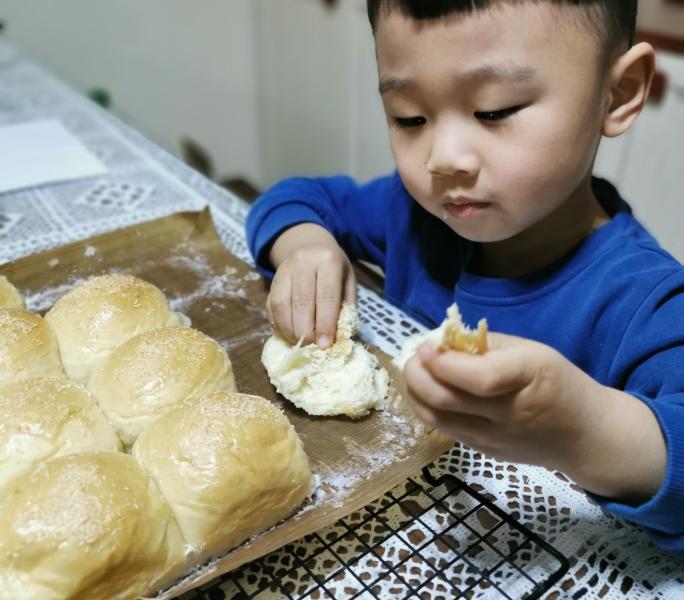 纯奶手撕吐司的做法 步骤1