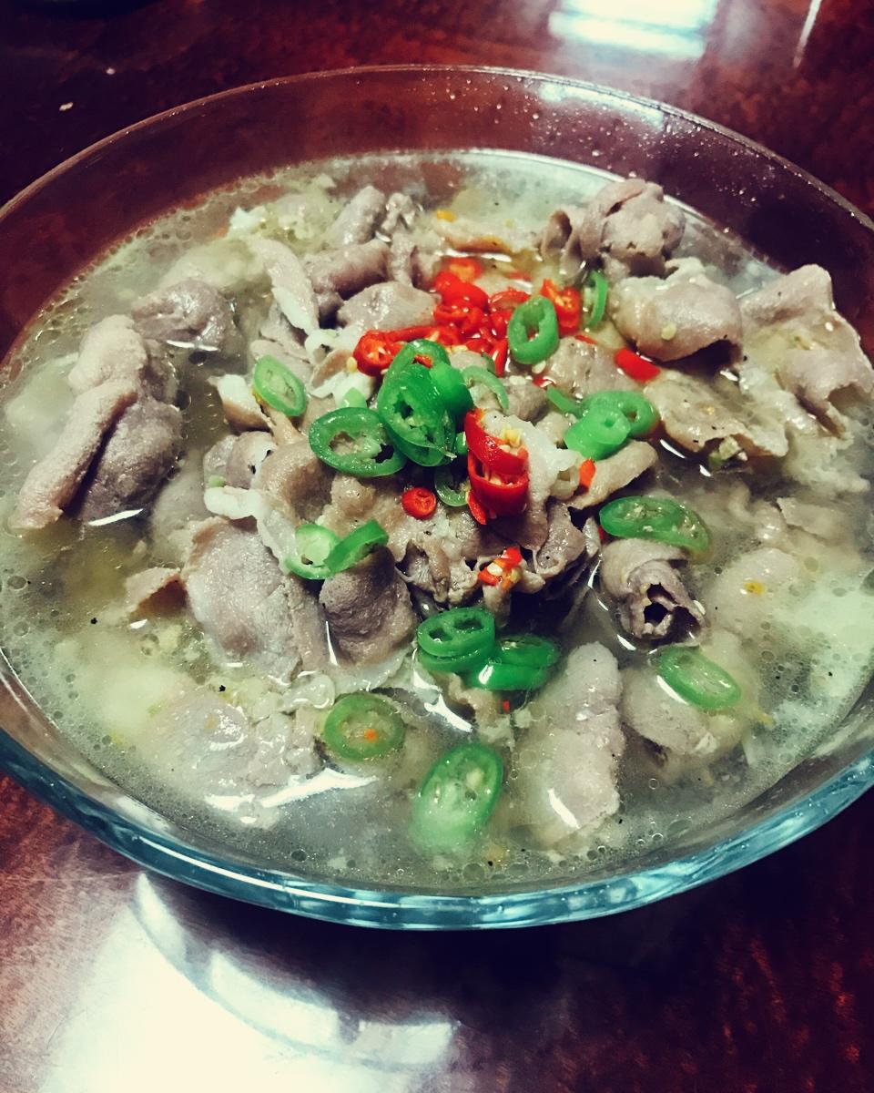 酸汤肥牛