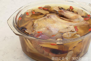 【0171】松茸红枣炖鸡（蒸箱版） <302小厨房>的做法 步骤19