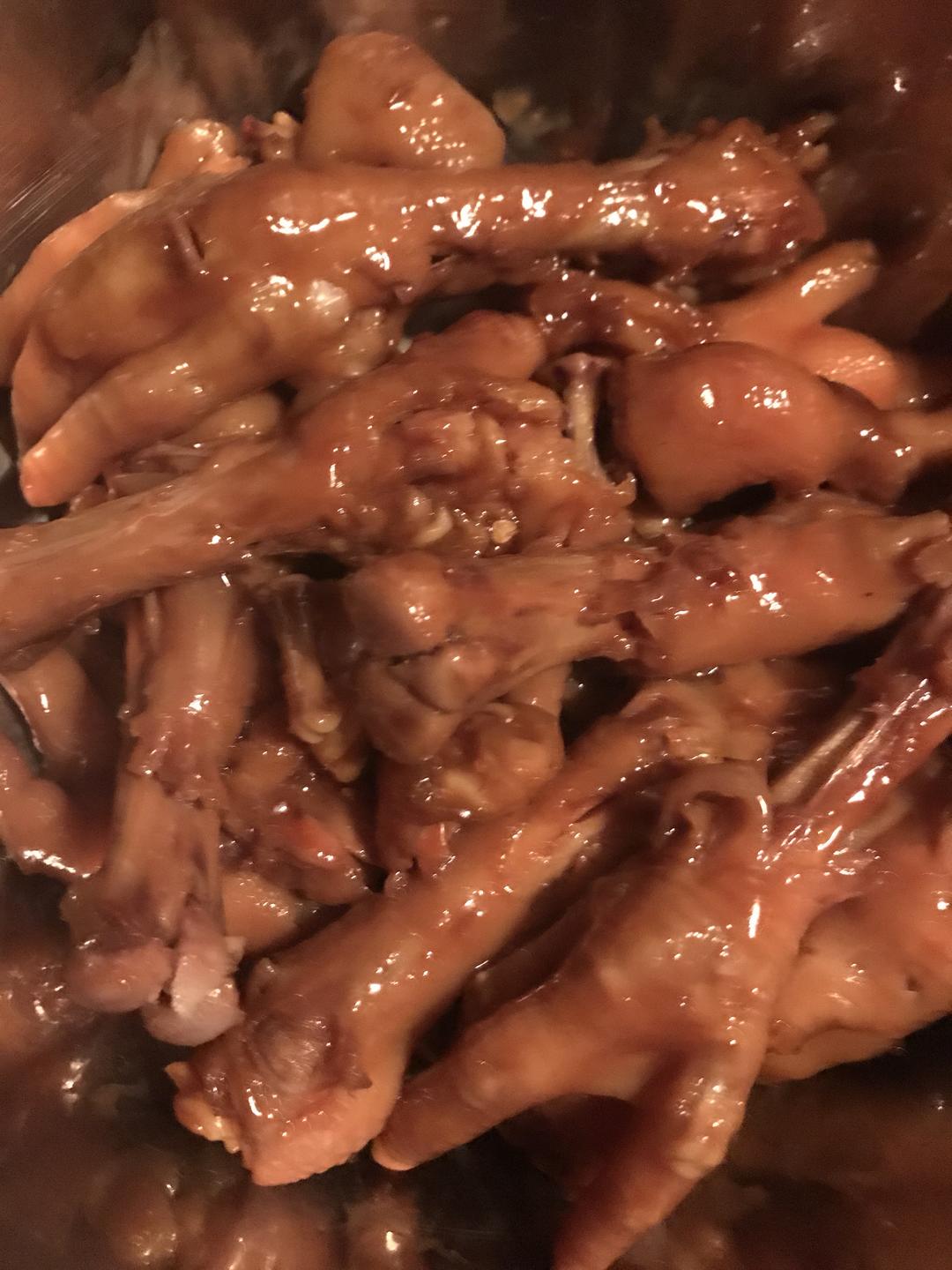 卤鸡爪（咸辣）的做法