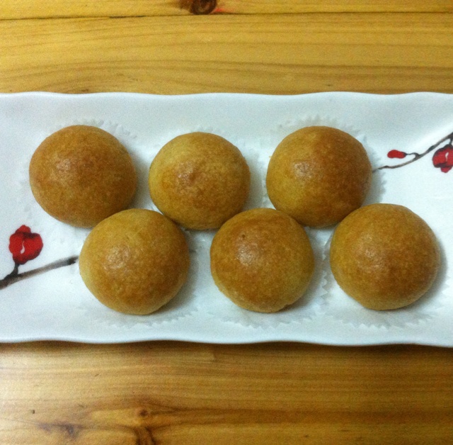广式月饼——蛋黄莲蓉月饼
