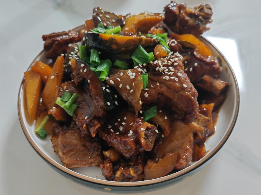 好吃到舔盘子的红烧排骨炖土豆