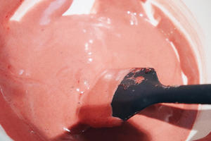 温柔丝滑 |「红丝绒樱桃芝士奶油迷你蛋糕」的做法 步骤8